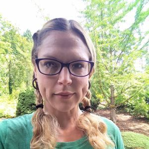 Meet your Posher, Heidi